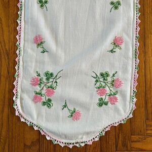 VTG Embroidered Pink Floral Green Clover Table Runner 38x12 Cottagecore Coquette
